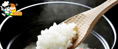 石锅拌饭的做法项目实际操作内容二 各种肉制品的加工处理方法;石锅的选择和处理方法。