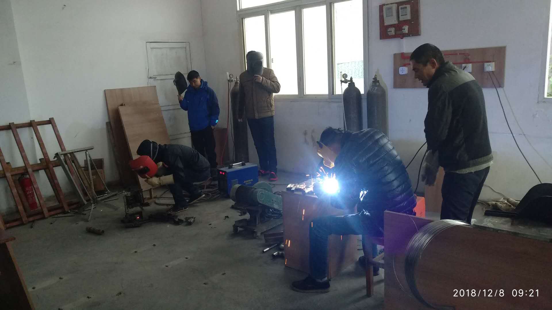 氩弧焊培训加强班机构-武汉特种技能教育中心教学现场1